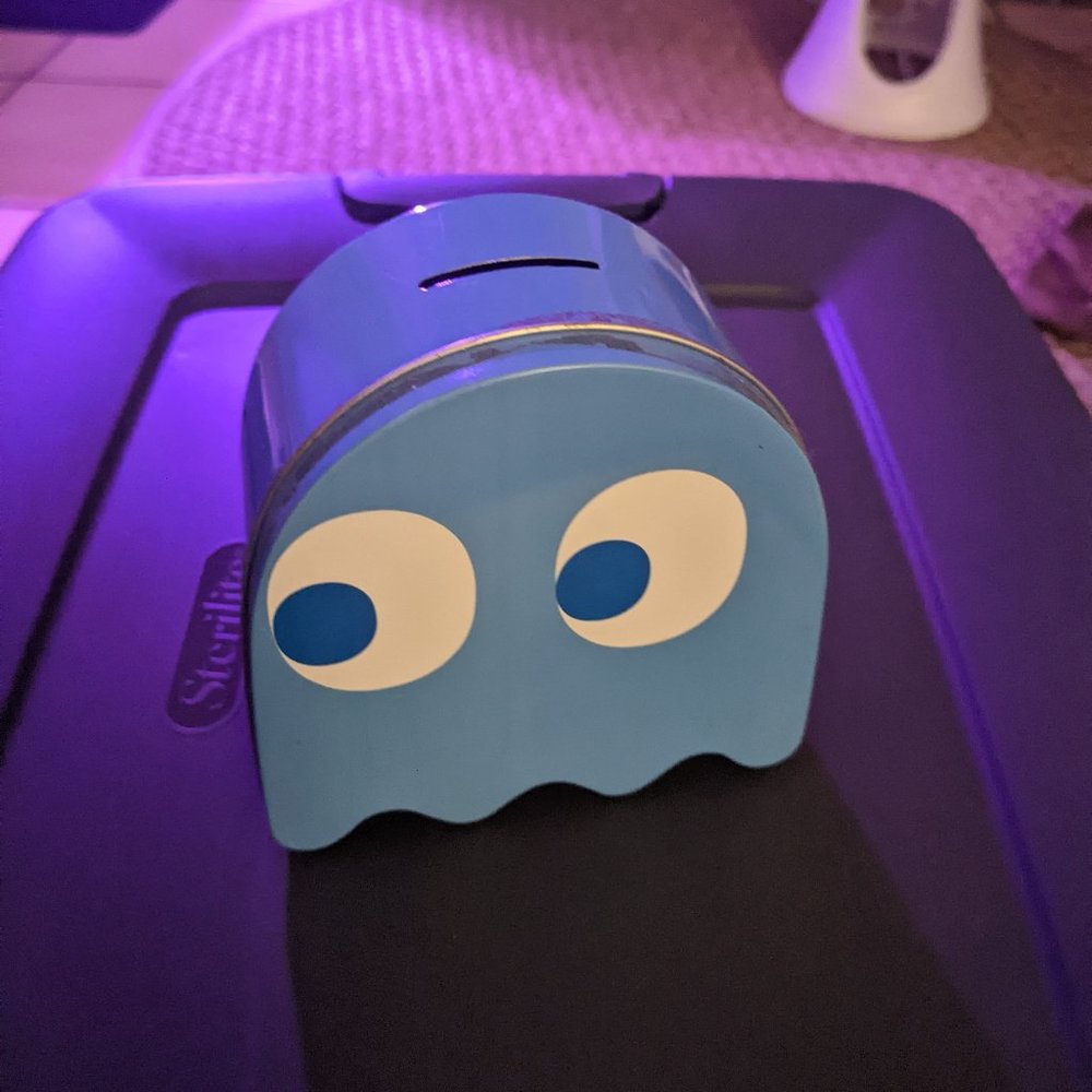Pacman coin tin